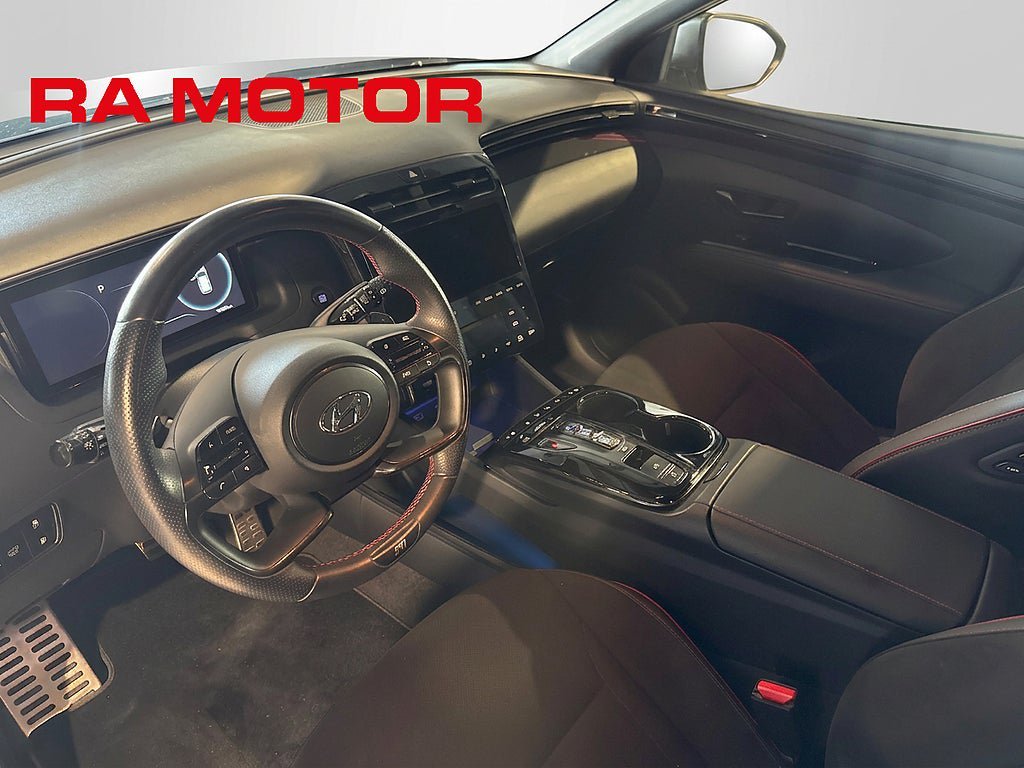 Vehicle Image 13