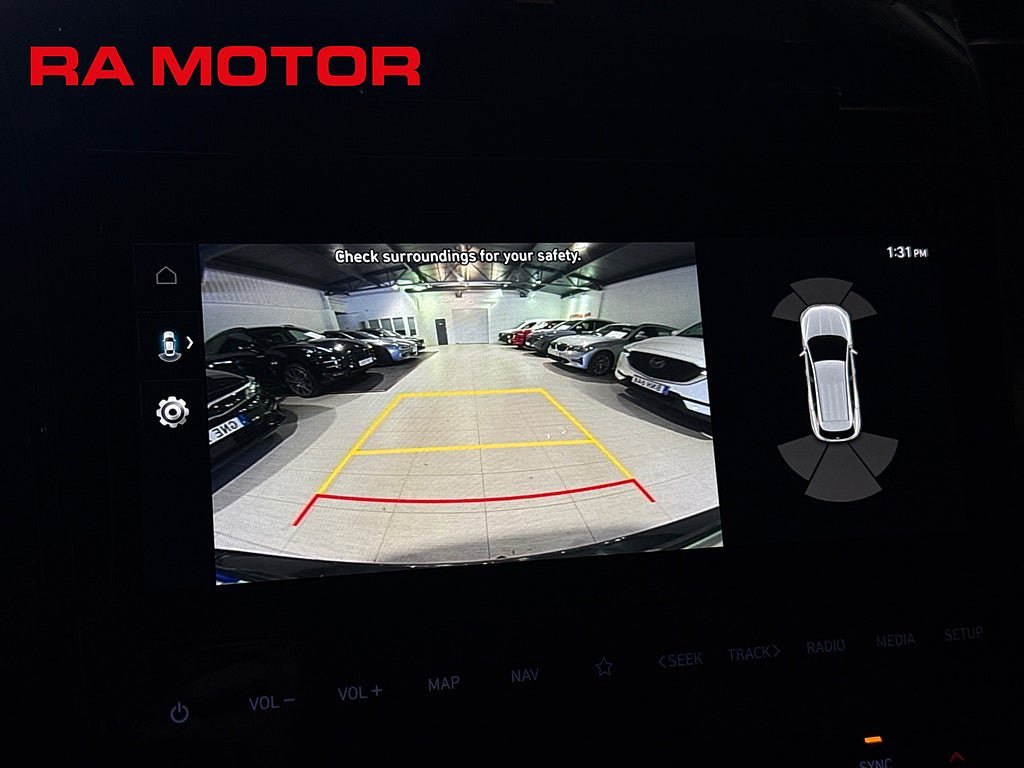 Vehicle Image 21