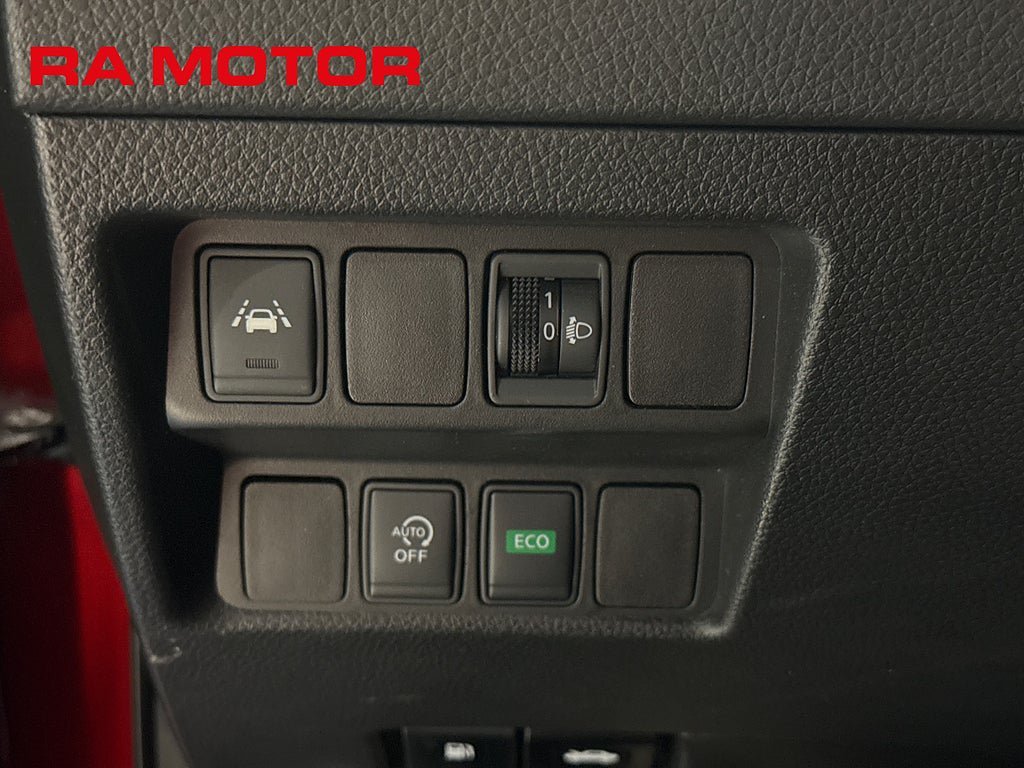 Vehicle Image 24
