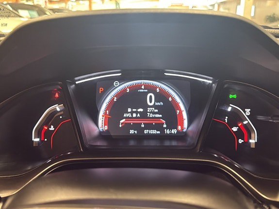 Vehicle Image 10