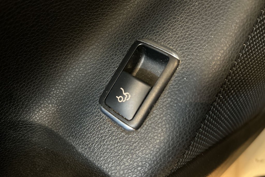 Vehicle Image 26