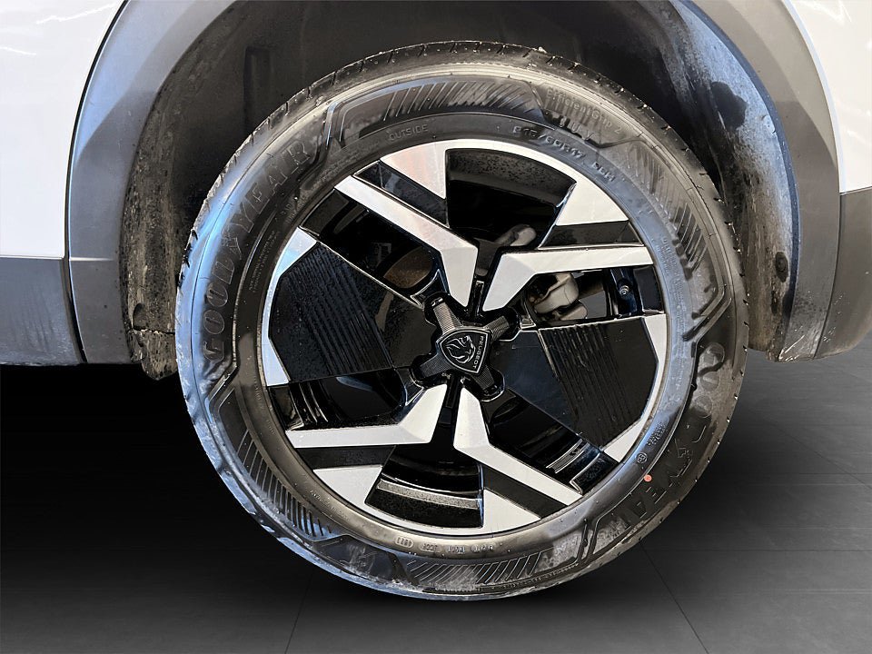 Vehicle Image 20