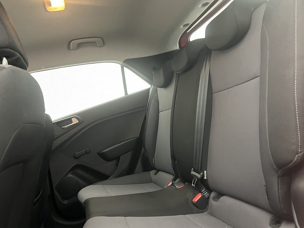 Vehicle Image 22