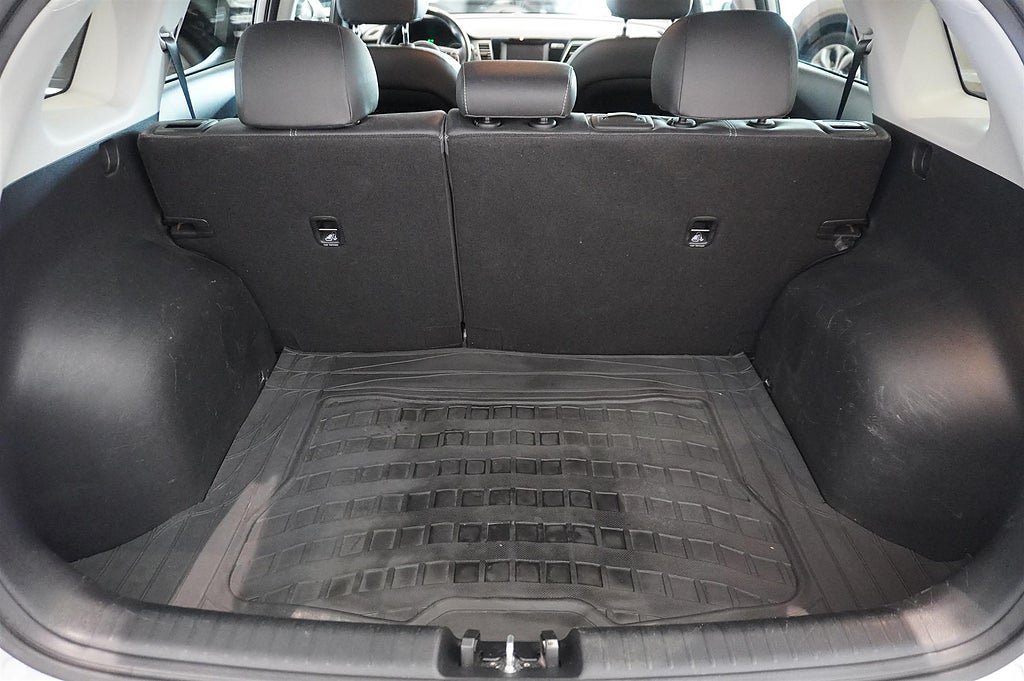 Vehicle Image 13