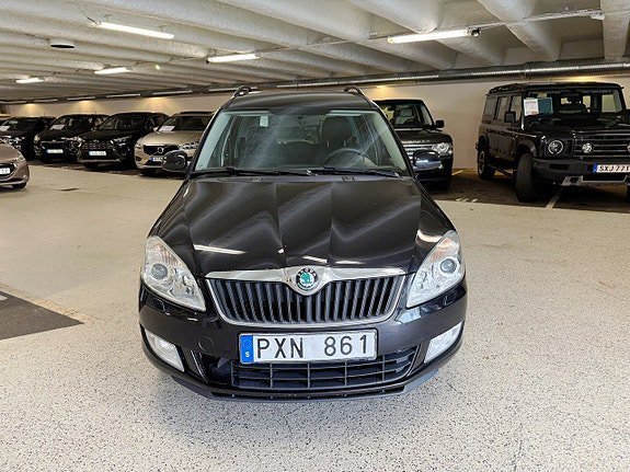 Vehicle Image 7