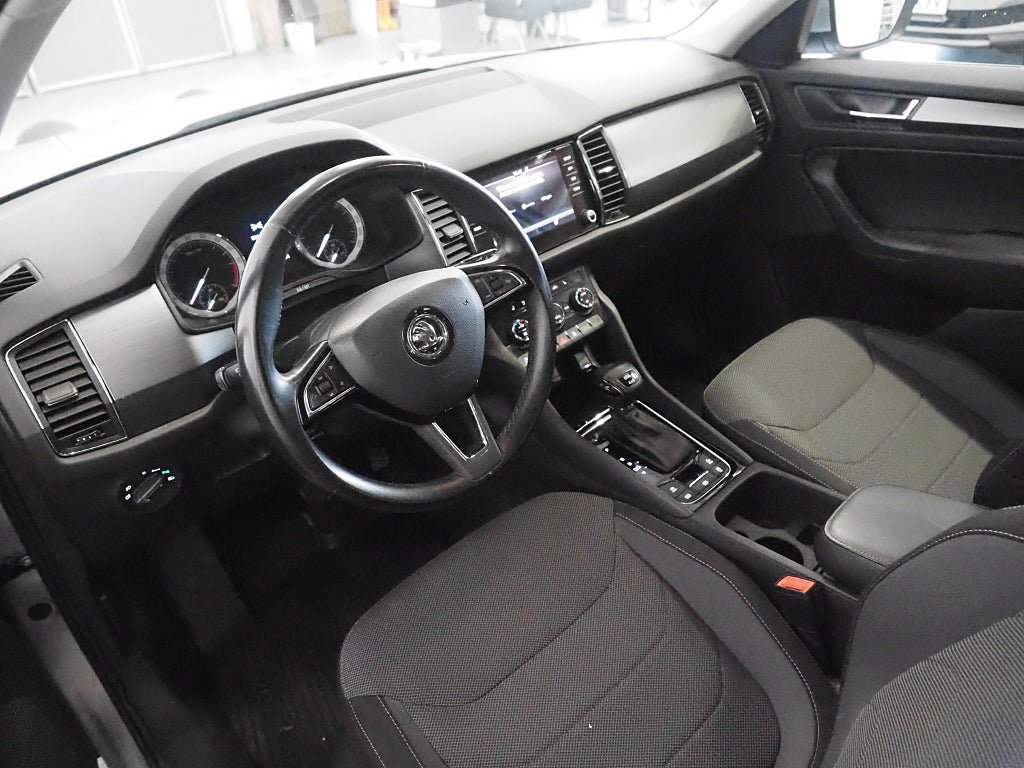 Vehicle Image 14