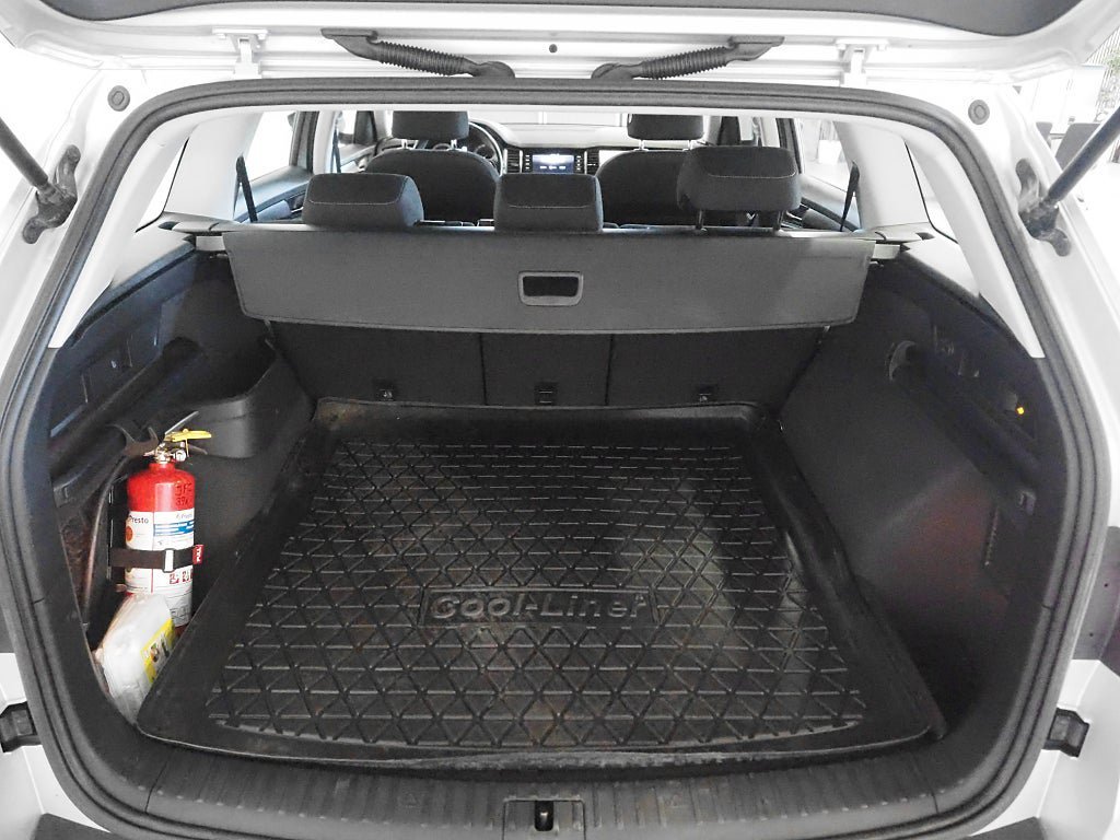 Vehicle Image 17
