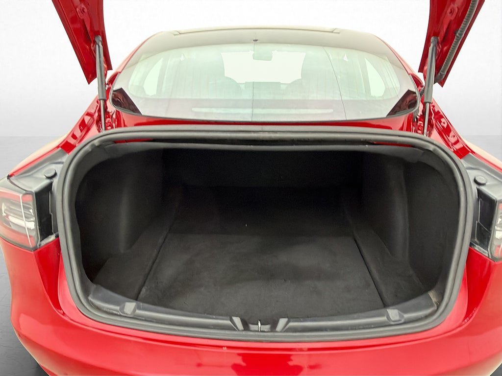 Vehicle Image 33