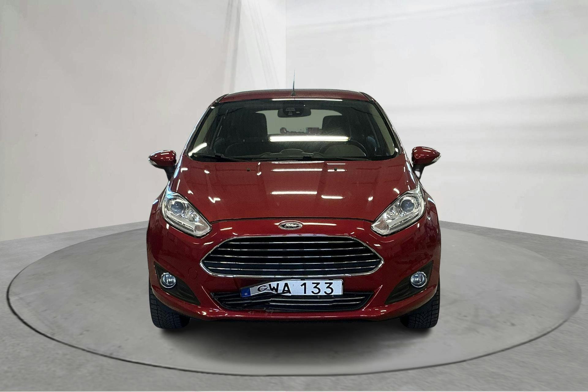 Vehicle Image 4