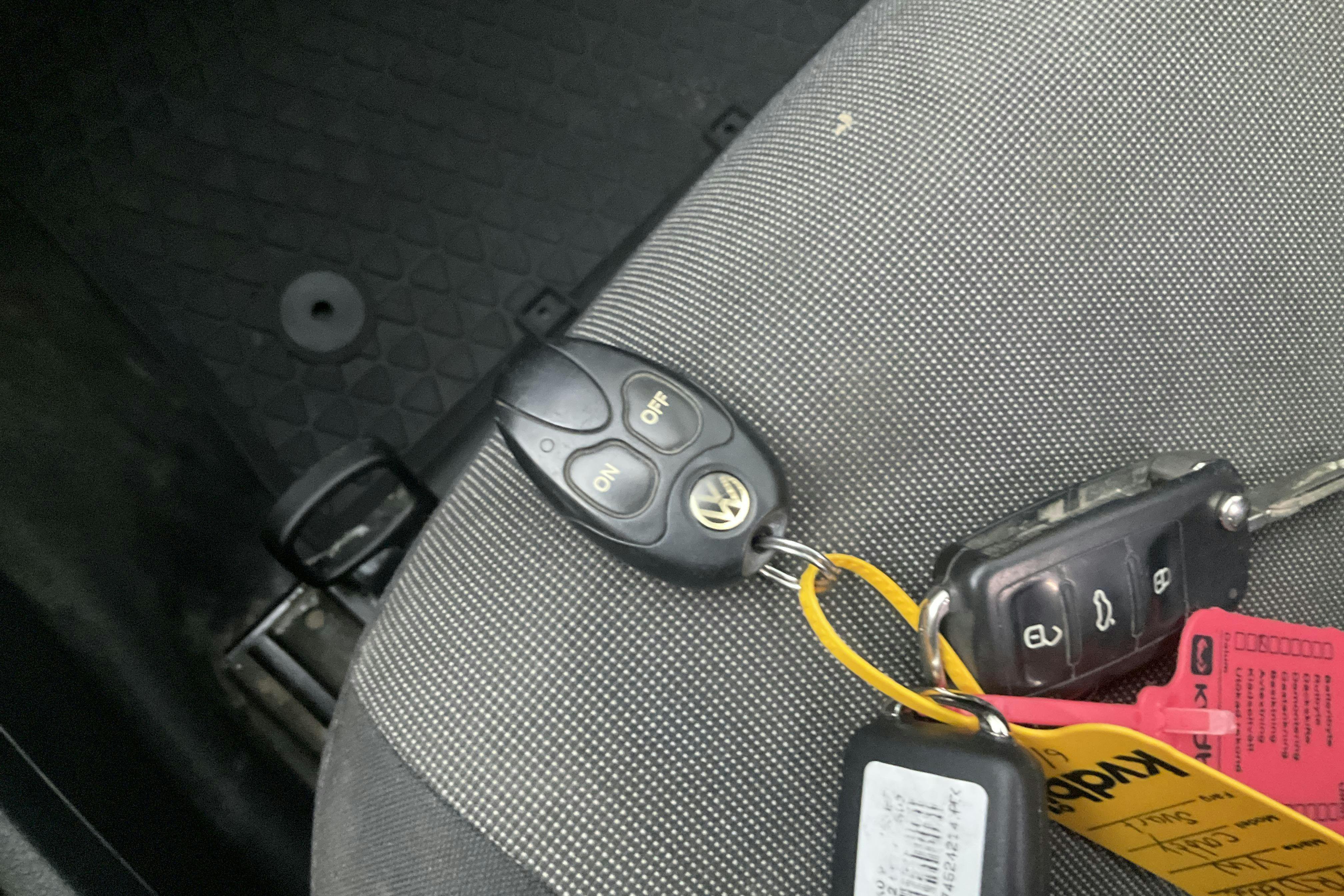 Vehicle Image 13