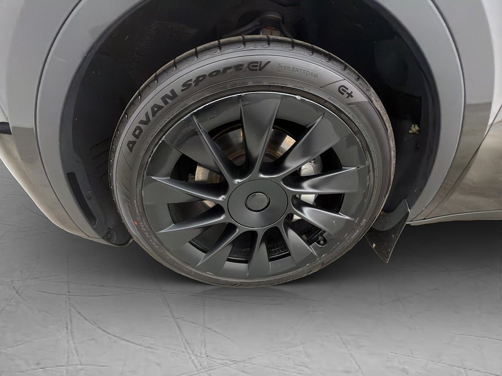 Vehicle Image 33