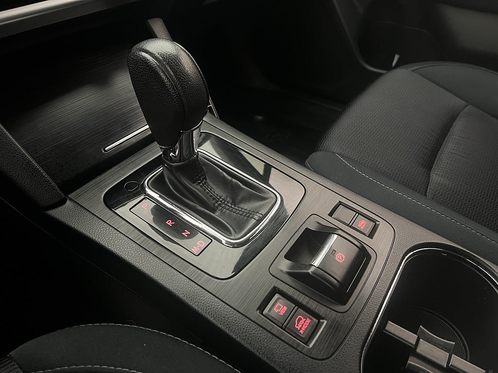 Vehicle Image 24