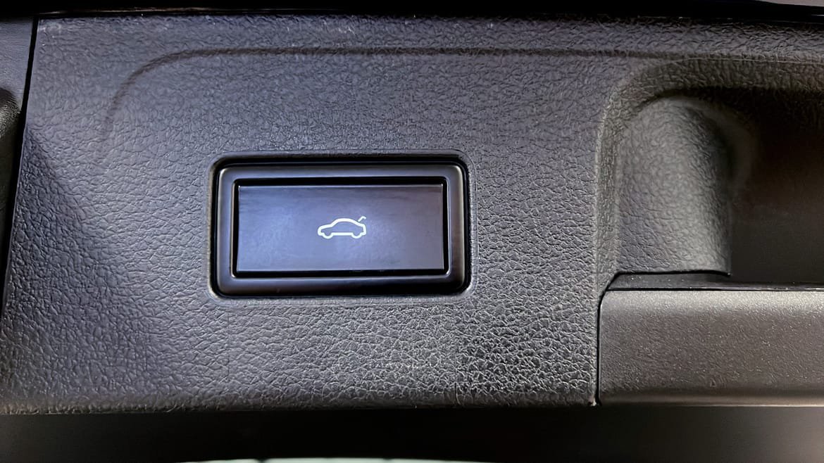 Vehicle Image 24