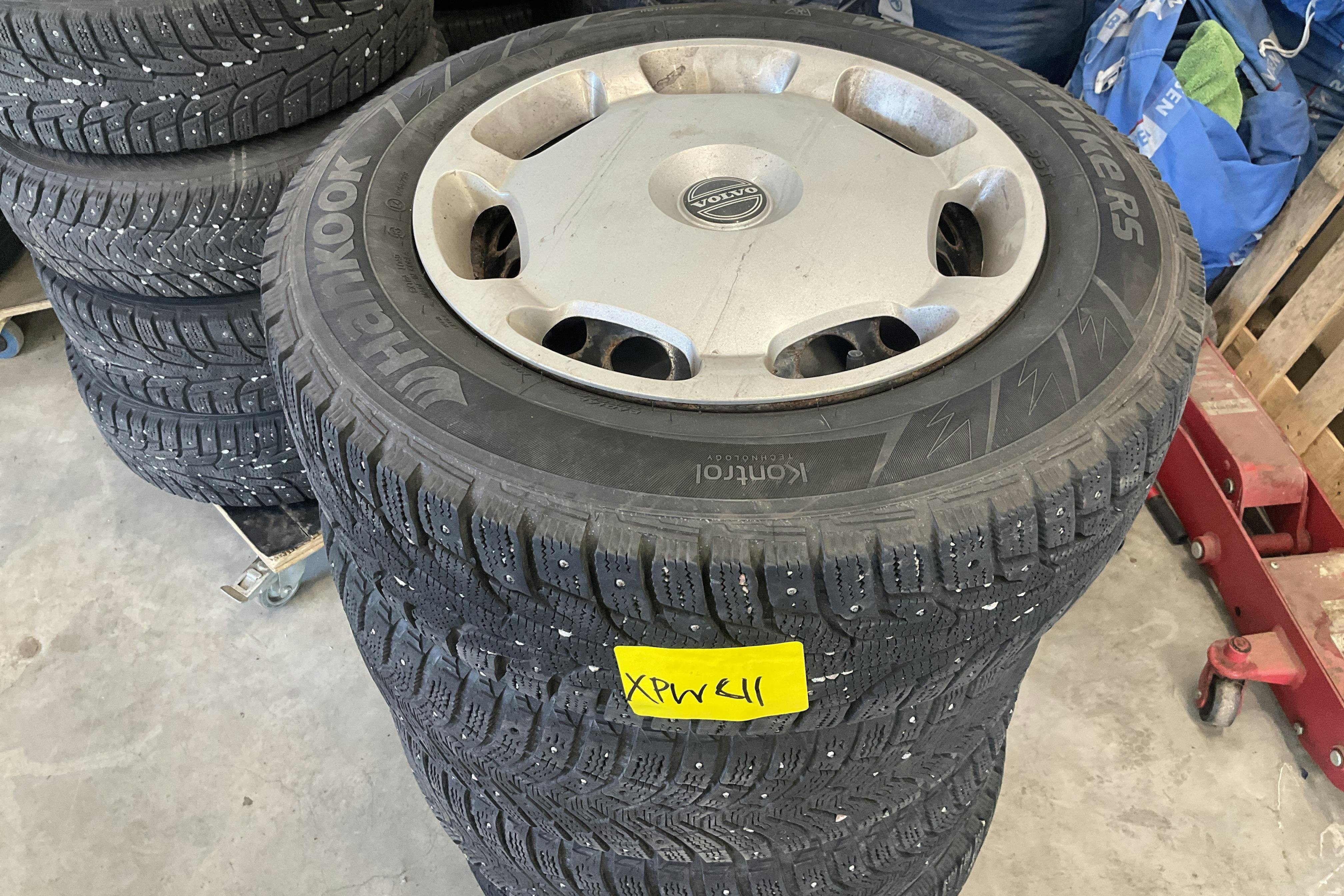 Vehicle Image 16