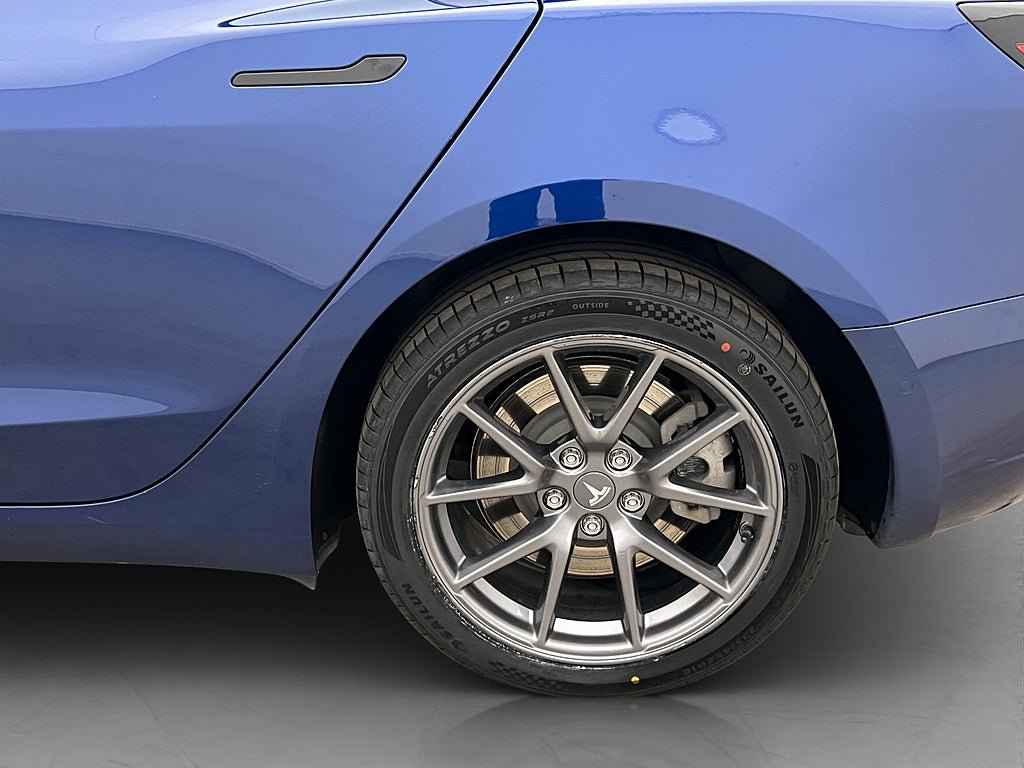 Vehicle Image 31