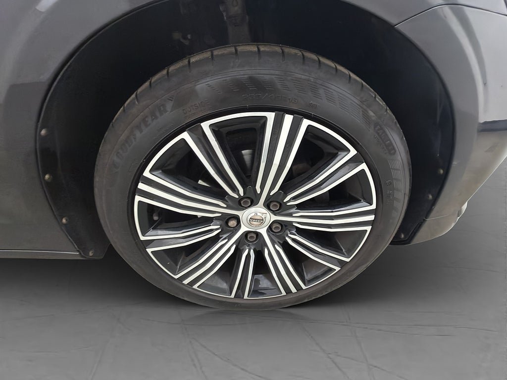 Vehicle Image 33