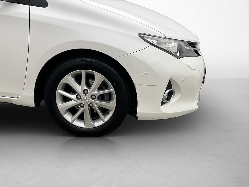 Vehicle Image 30