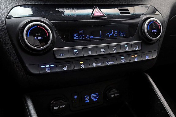 Vehicle Image 26