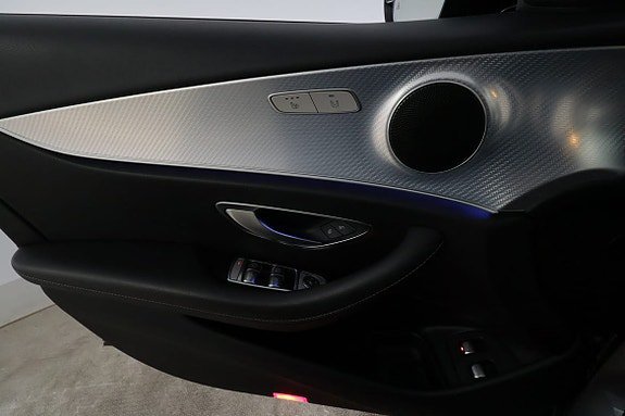 Vehicle Image 29