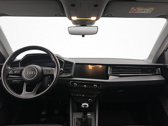 Vehicle Image 12