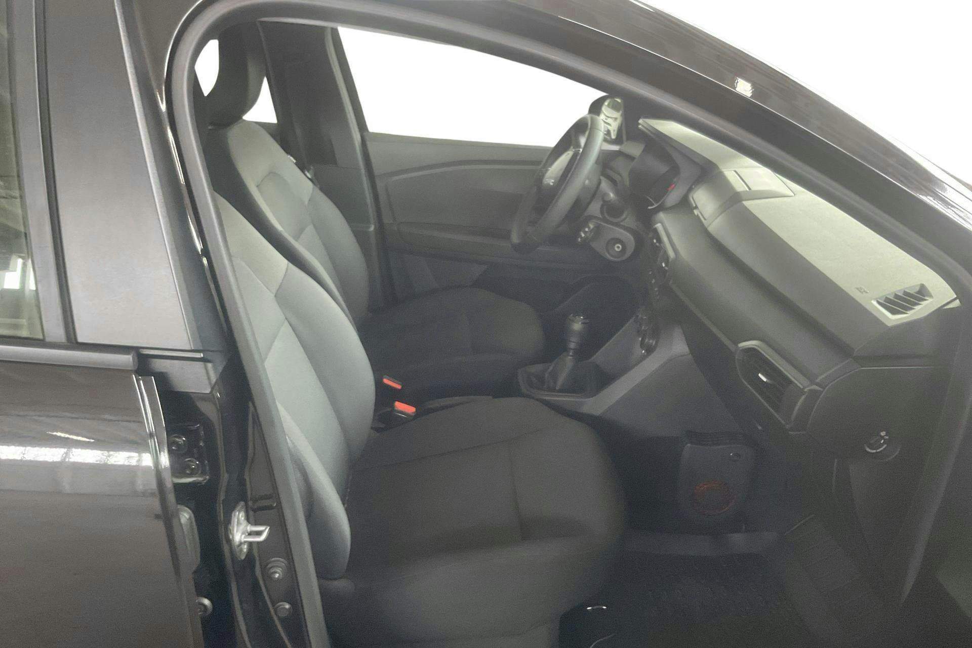 Vehicle Image 7