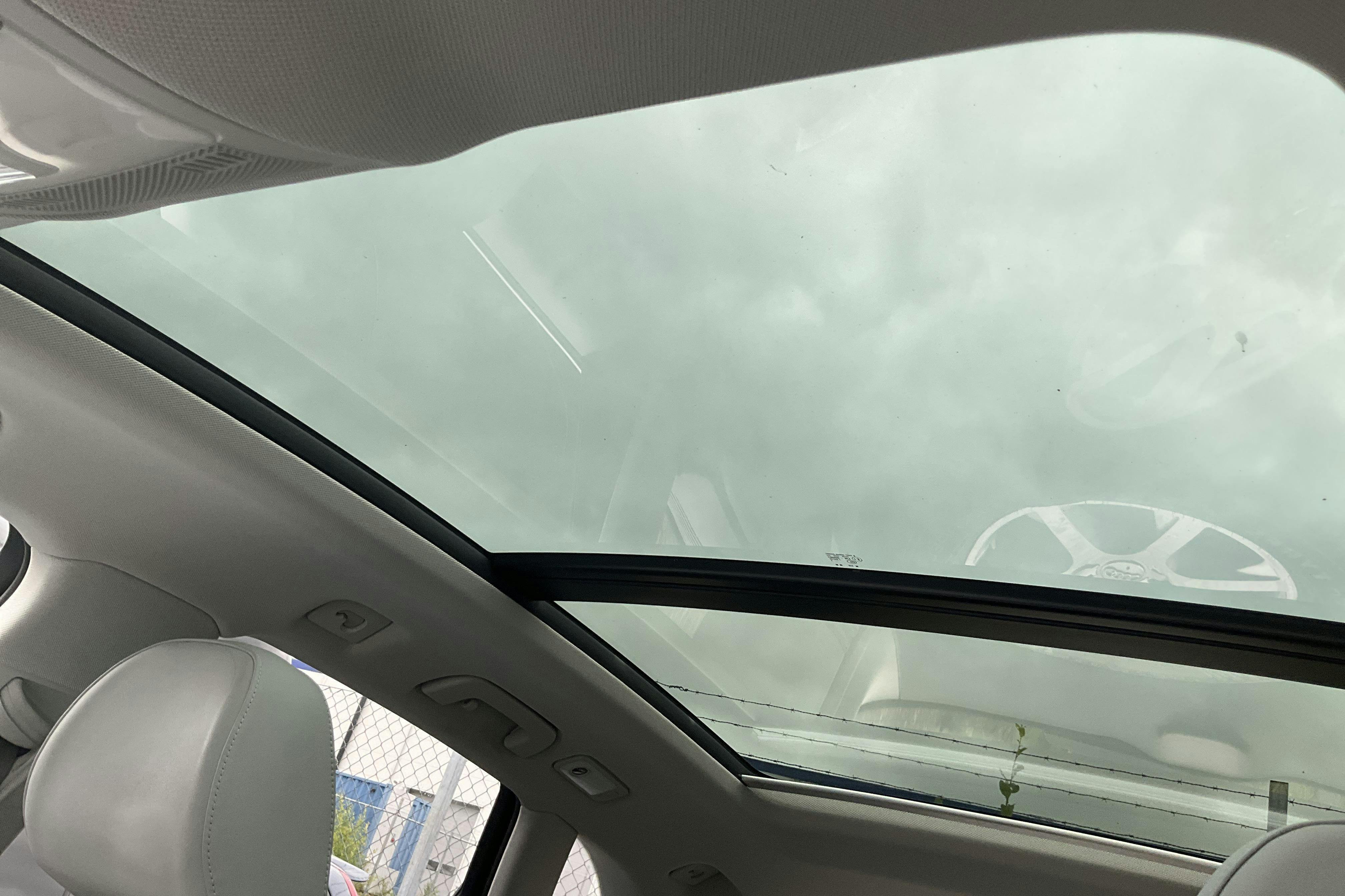 Vehicle Image 18