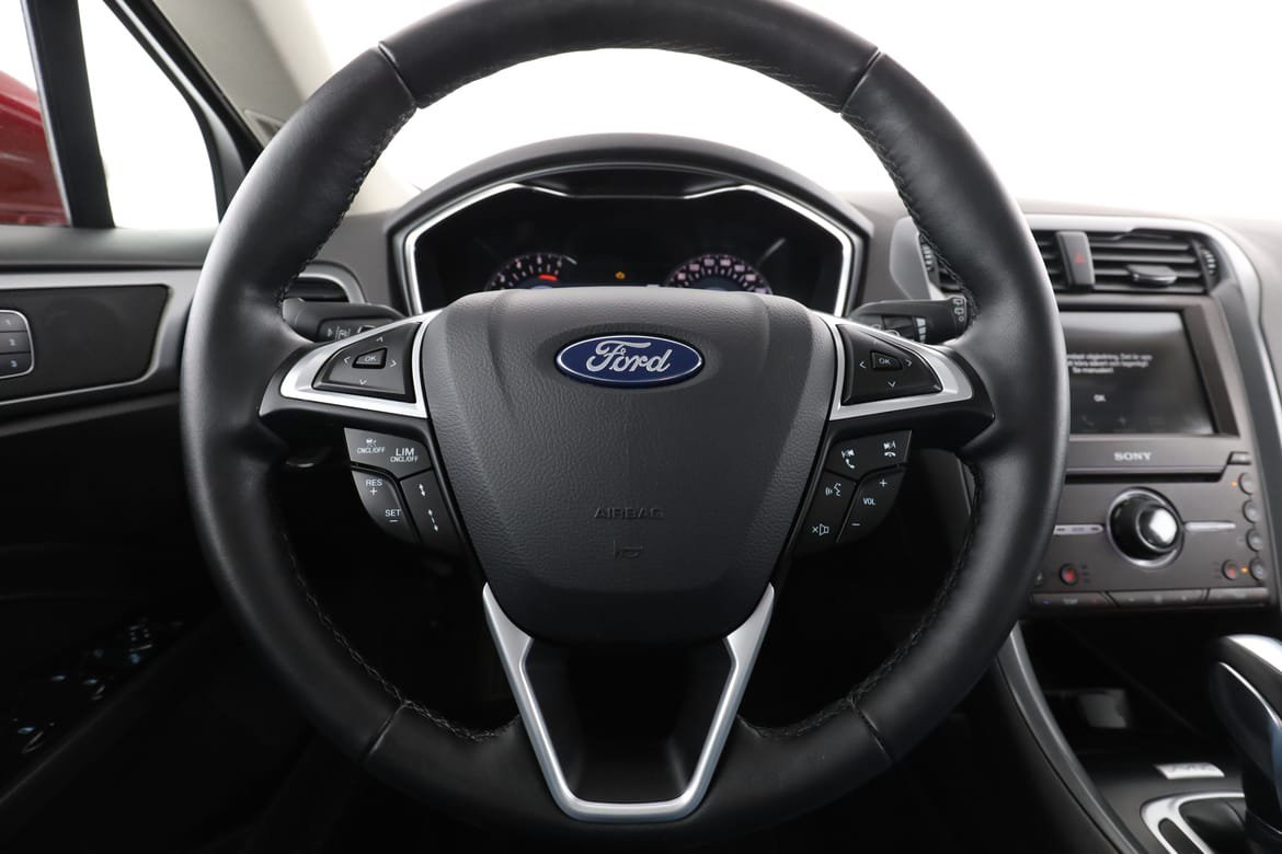 Vehicle Image 19