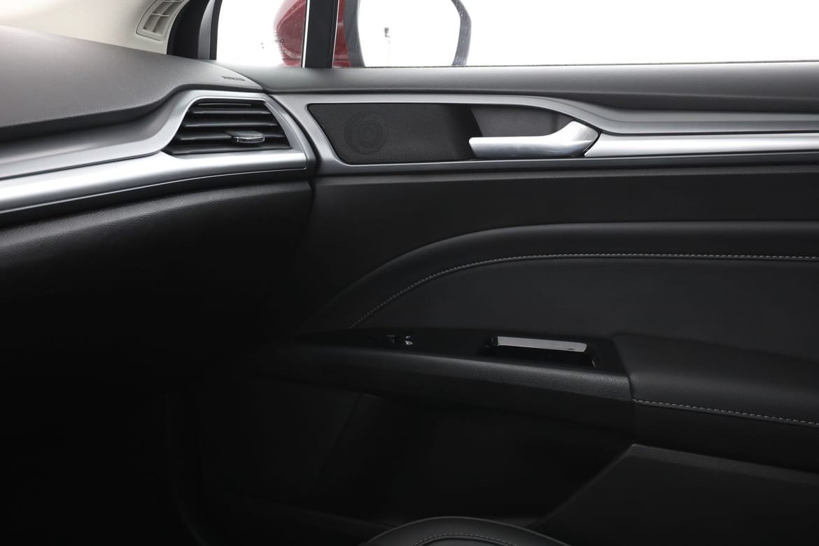 Vehicle Image 33