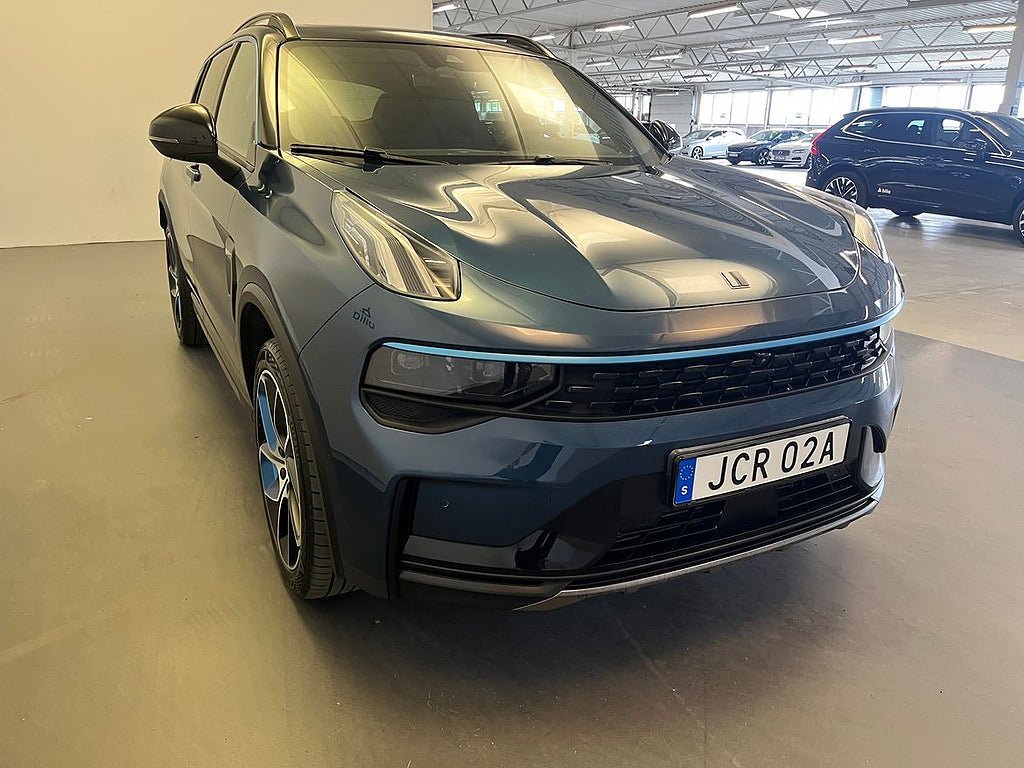 Vehicle Image 6