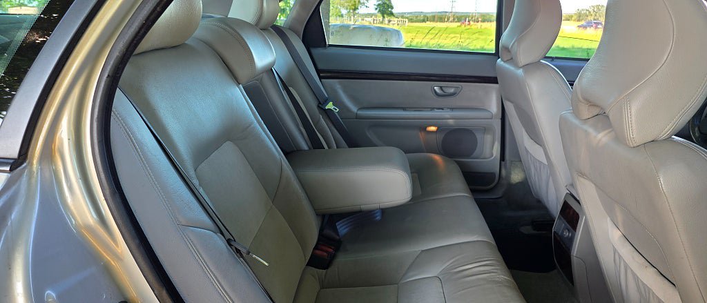 Vehicle Image 11