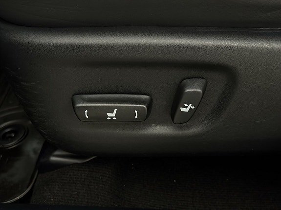 Vehicle Image 27