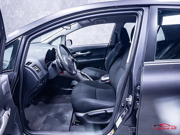 Vehicle Image 10