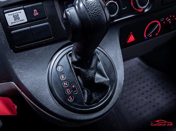 Vehicle Image 27