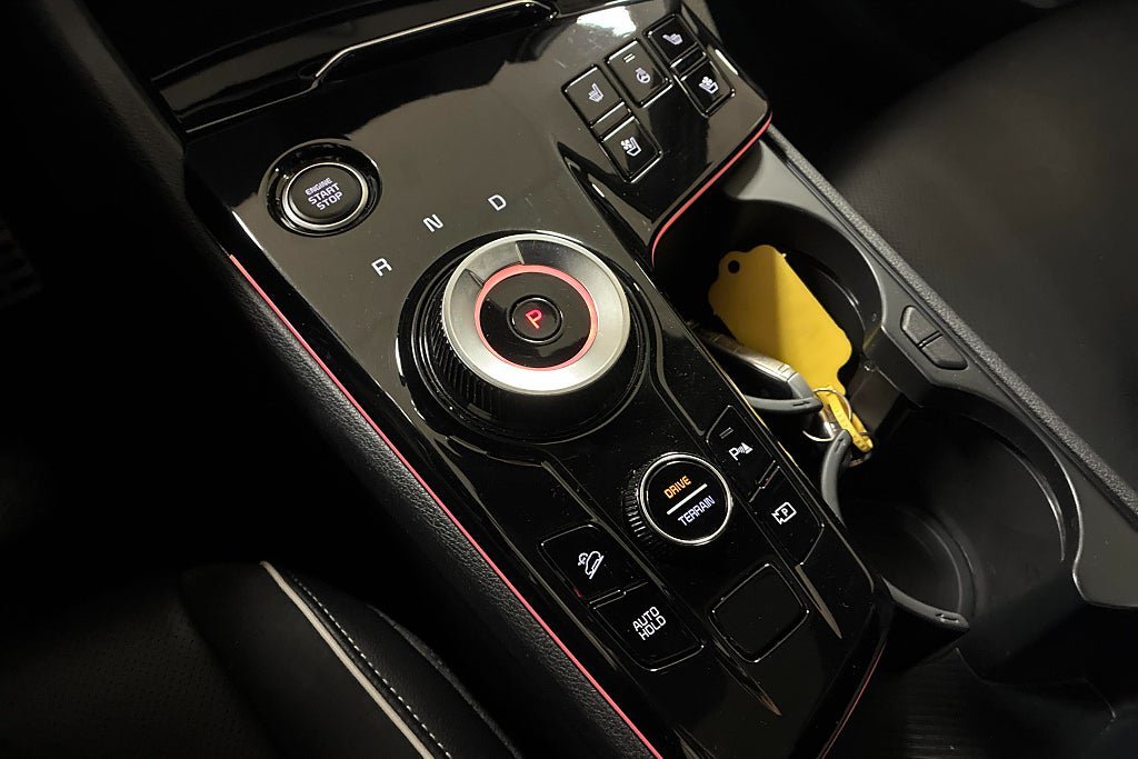 Vehicle Image 13