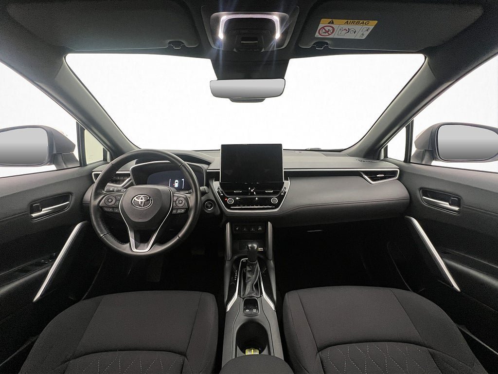 Vehicle Image 12
