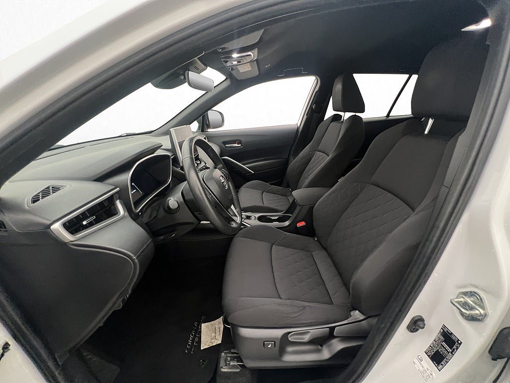 Vehicle Image 13