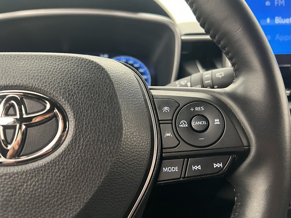 Vehicle Image 17