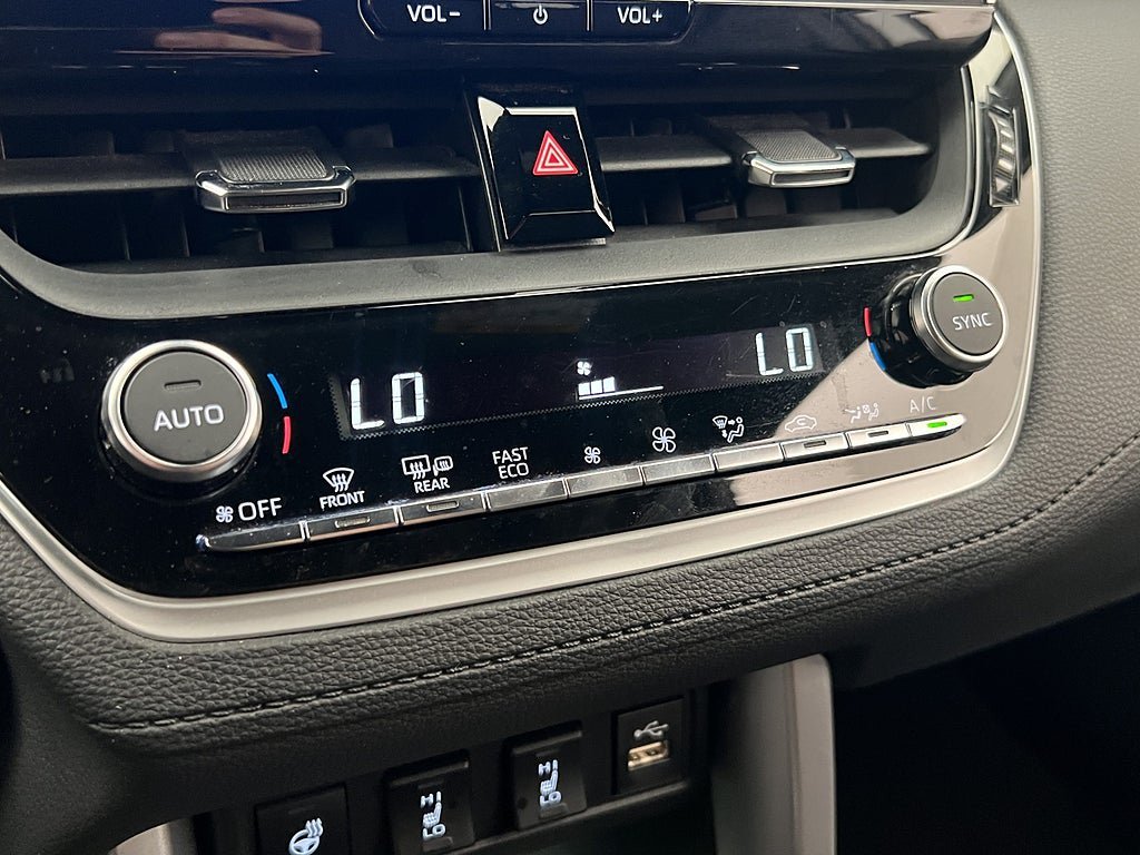 Vehicle Image 21