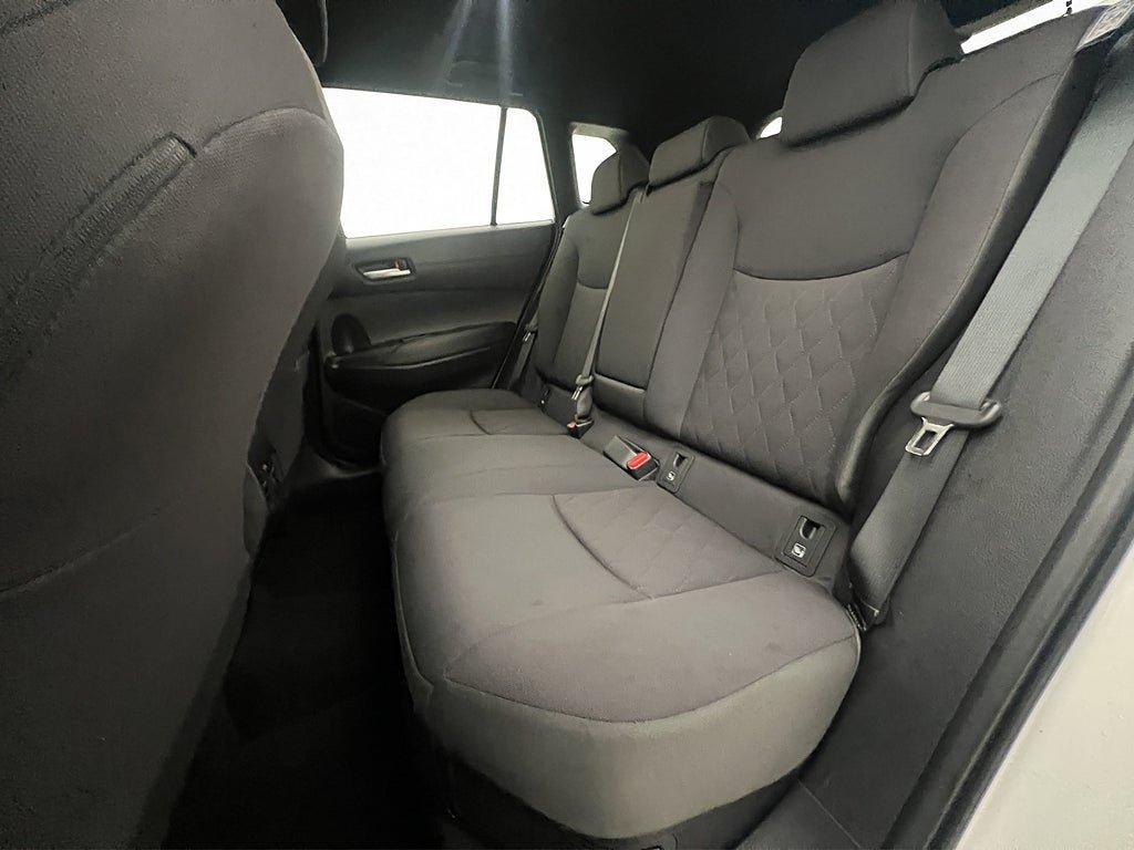 Vehicle Image 23