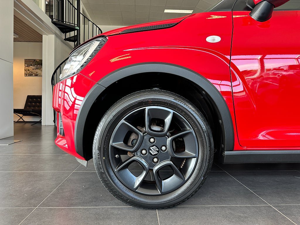Vehicle Image 6