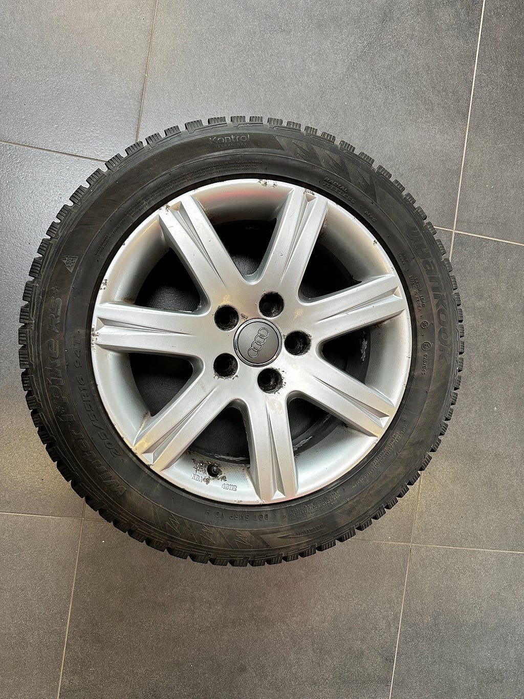 Vehicle Image 16