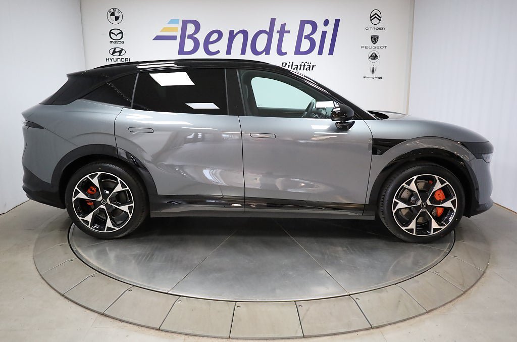Vehicle Image 19