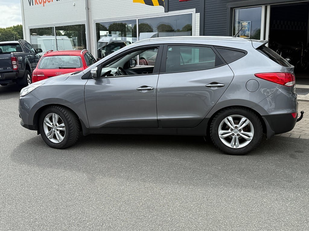 Vehicle Image 7