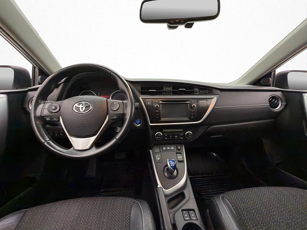 Vehicle Image 13