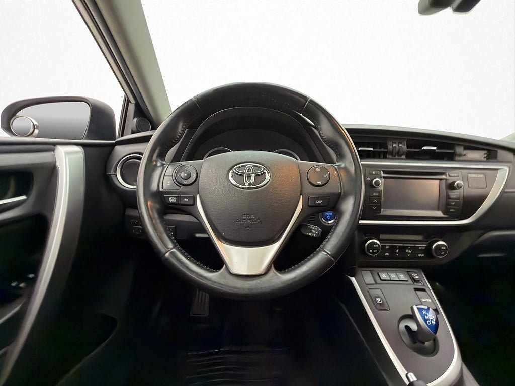 Vehicle Image 14