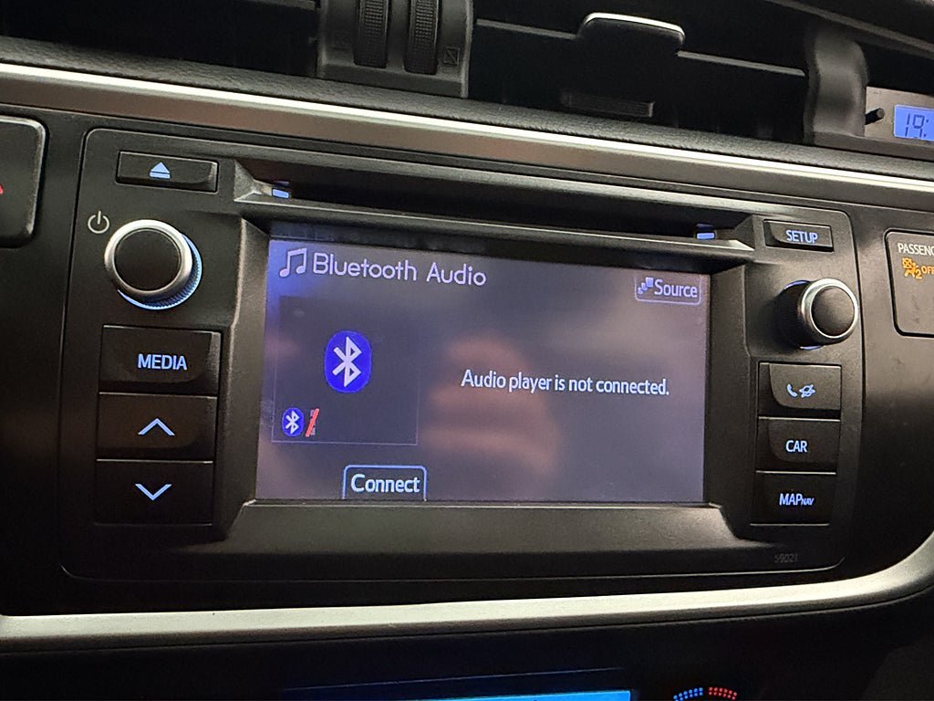 Vehicle Image 25