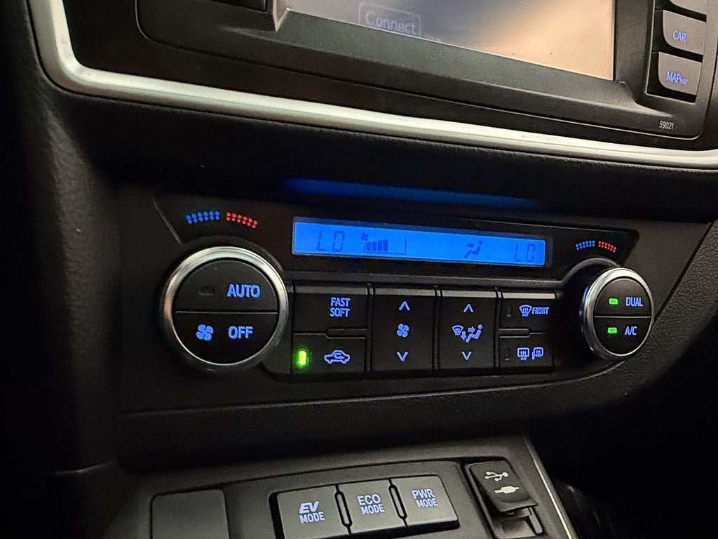 Vehicle Image 26