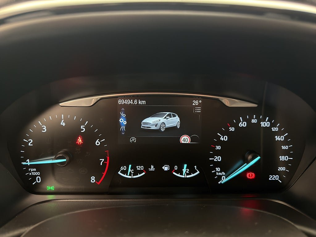 Vehicle Image 15