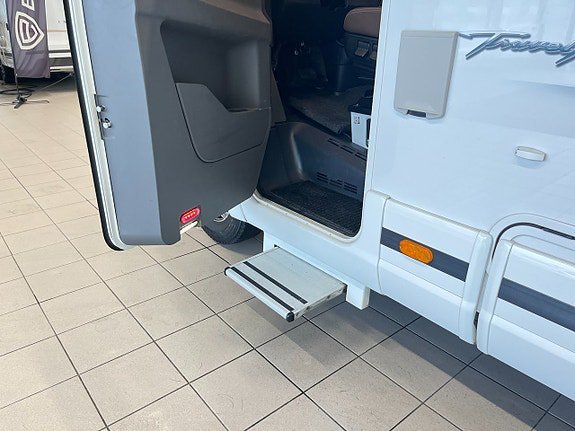 Vehicle Image 37