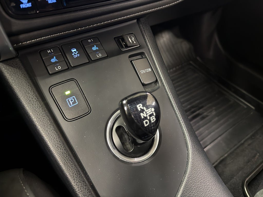 Vehicle Image 22